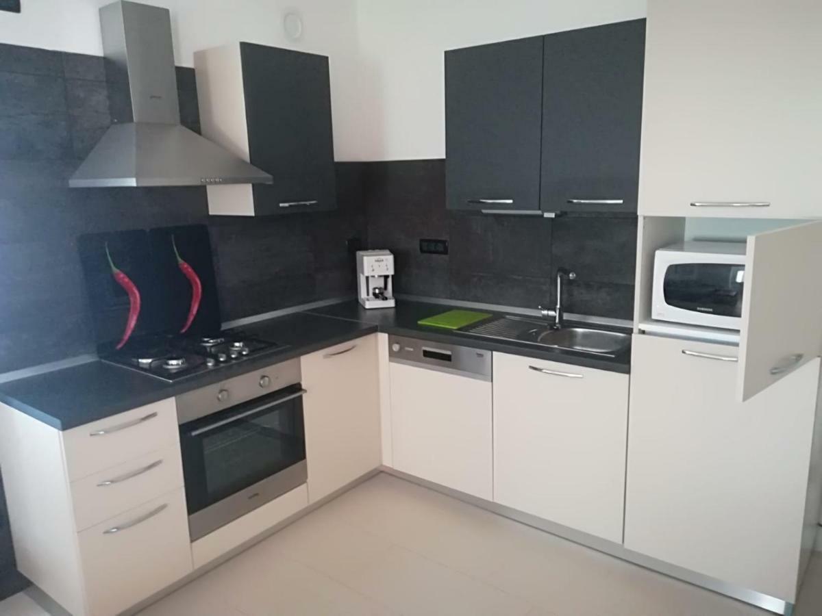 Chuck Apartament